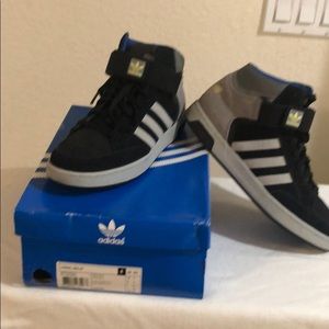 Adidas Skateboarding Varial Mid ST